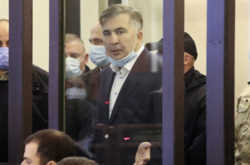 Саакашвили заявил о пытках. Суд по делу отложили до 23 декабря (видео)