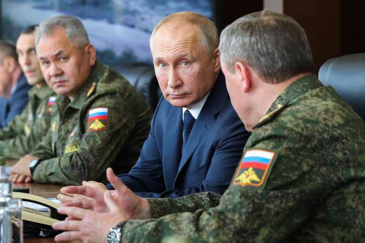 Путін запропонував Україні налагодити відносини, але назвав нові «червоні лінії»