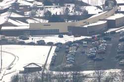 У США 15-річний підліток відкрив стрілянину в школі та вбив трьох учнів