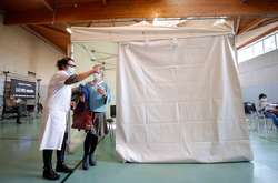 Дельта у Франції вже була у серпні. Тоді доходило до 30 тис. нових випадків на день