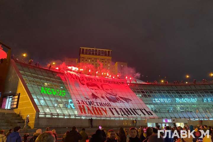 Чи з’явиться на Майдані наметове містечко? Відповідь від організатора протестів 1 грудня 