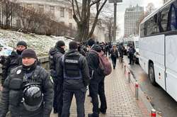 У центрі Києва на посилене чергування заступили тисячі правоохоронців