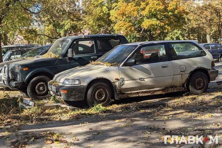 Україну перетворюють на звалище старих автомобілів: дослідження