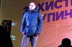 Бутусов подає в суд на Зеленського. Емоційний виступ на Майдані (відео)