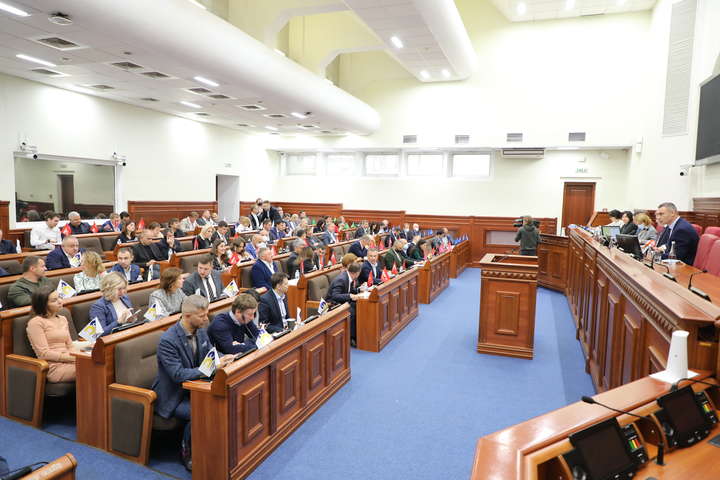 Київрада проводить засідання: на розгляді понад 300 питань