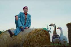  «Гуси» – единственная украиноязычная композиция, вошедшая в рейтинг самых популярных клипов в Украине в 2021 году 
 Скриншот с видео 
  