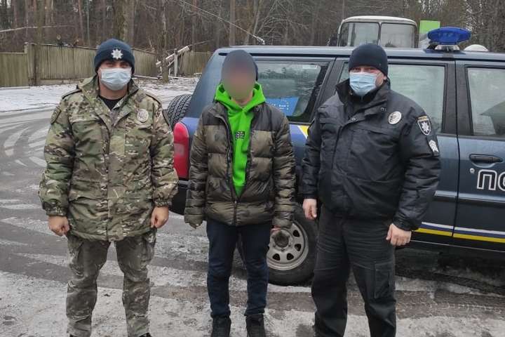 У Чорнобильській зоні «заблукав» білоруський турист і здався поліції (фото)