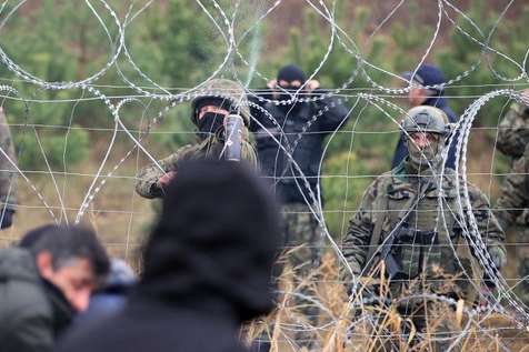 Міграційна криза. 30 нелегалів намагалися прорватись до Польщі 