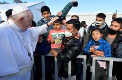 Папа Римський емоційно закликав світ змінити ставлення до мігрантів
