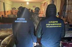 Фальшивые дрова: полиция задержала необычных мошенников (фото)