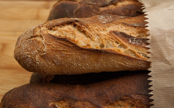 Пекари жалуются на супермаркеты, которые накручивают цены на хлеб