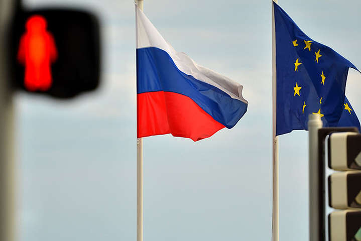 Кулеба: ЕС резко ускорил работу над возможными санкциями против России 