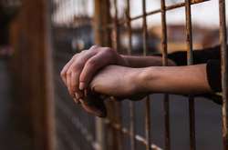 Дві киянки отримали строк за втягнення дівчинки в проституцію