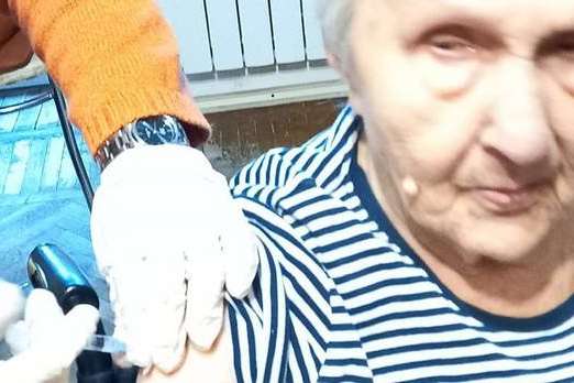 В Одесі щеплення отримала найстаріша 104-річна мешканка