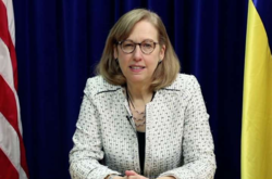  Временно поверенная в делах США в Украине Кристина Квин заинтриговала заявлением о введении санкций против коррупционеров из Украины 