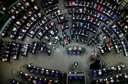 Депутати Бундестагу пригрозили Путіну «надпотужними» санкціями 