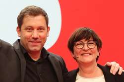 Партія Шольца обрала нових керівників 