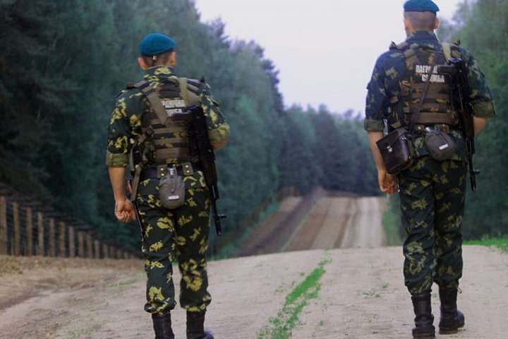 Литовські прикордонники повідомили про стрілянину на кордоні з Білоруссю