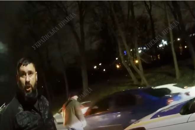 Не перша суперечка. З’явилося відео скандалу Гогілашвілі із патрульними у Києві