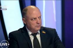 Нардеп Бурмич: Украине нужно самостоятельно вести переговоры, а не рассчитывать на помощь