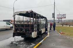 Загорання маршрутки в Ірпені: поліція озвучила версію пожежі (фото) 