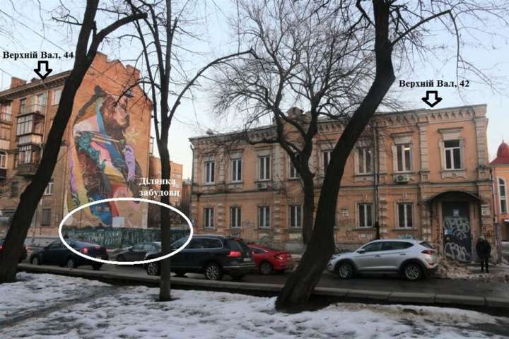 Фірма ексдепутата Київради, що будує впритул до пам’ятки на Подолі, сплатила штраф