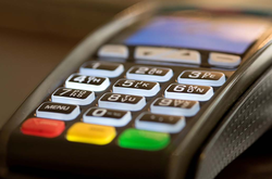  ФЛП митингуют возле Верховной Рады из-за кассовых аппаратов 