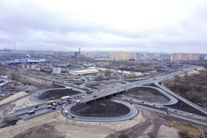 Відкрито ще одну ділянку Великої Кільцевої дороги в Києві (фото)