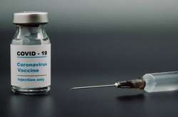 Європа отримає додаткові 20 млн доз вакцини Pfizer через поширення «Омікрона»