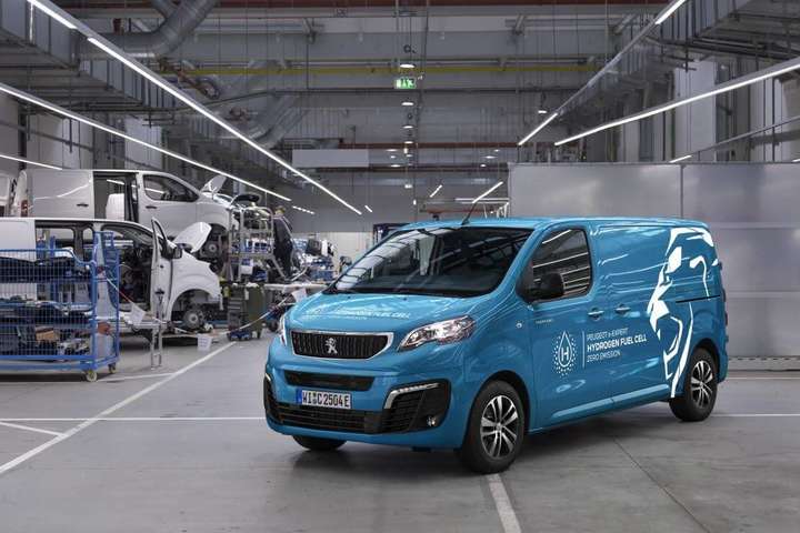 Peugeot представила свій перший водневий фургон
