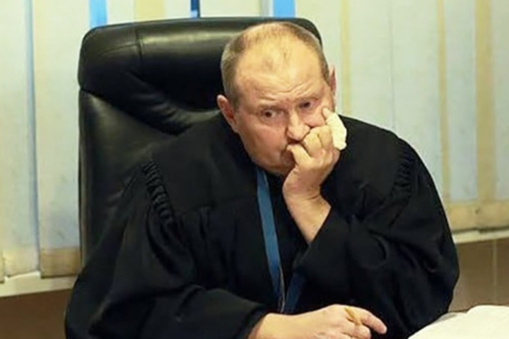 Опальний Чаус оскаржує своє відрахування зі штату суддів
