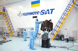 Компанія Ілона Маска запустить український супутник у січні: названо нову дату