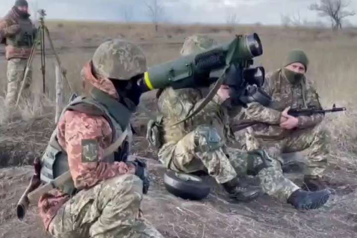 ЗСУ вперше провели на Донеччині бойові стрільби з «Джавелінів» (відео)