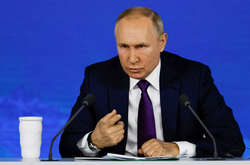 Володимир Путін: Ми прямо порушили питання – жодного руху НАТО на схід бути не повинно