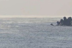  Моряки ждут, пока пар уйдет 