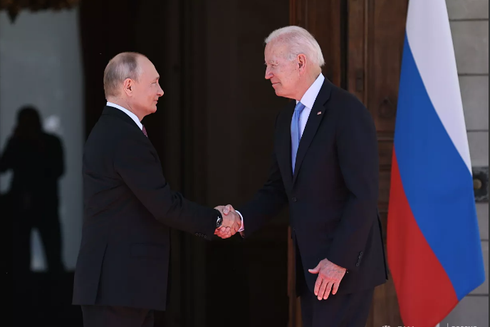 Спілкування Путіна та Байдена не буде, поки не узгоджені «гарантії безпеки» щодо НАТО – Кремль
