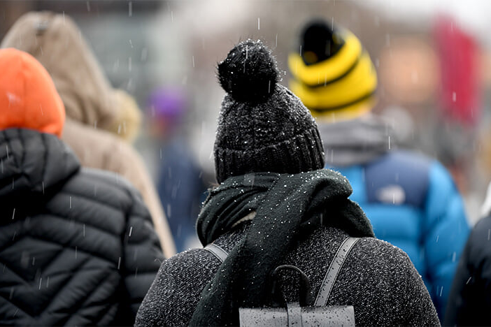 Чому зимою треба носити шапку. Судинний хірург про правила поведінки в морозну погоду