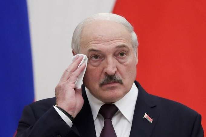 Лукашенко хочет закрепить свою индульгенцию в Конституции Беларуси