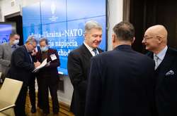  Петро Порошенко у Варшаві проводить зустрічі з польськими політиками  
  