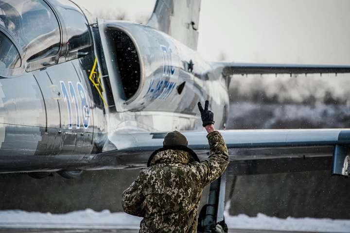 Українські воїни провели важке тренування у негоду (фото)