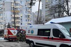 На місці пожежі працювали рятувальники та медики швидкої допомоги