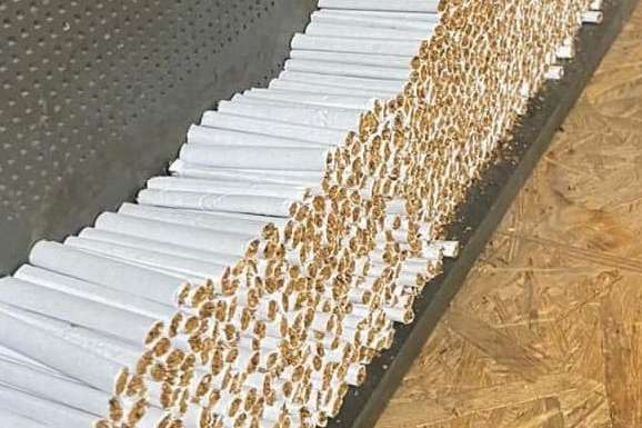 50 тысяч пачек в сутки: ликвидирован подпольный табачный цех (фото)