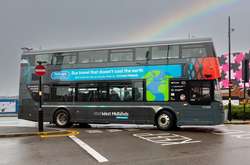 Бірмінгем отримав 20 двоповерхових автобусів на водневих паливних елементах