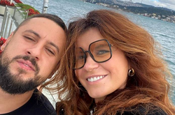 Монатик с женой отдыхают в Майами: пара поделилась семейными кадрами (фото)