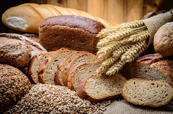 Правительство ограничило торговую надбавку на хлеб и цену газа для некоторых производителей