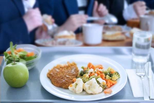 Реформа шкільного харчування: що зміниться в їдальнях після канікул
