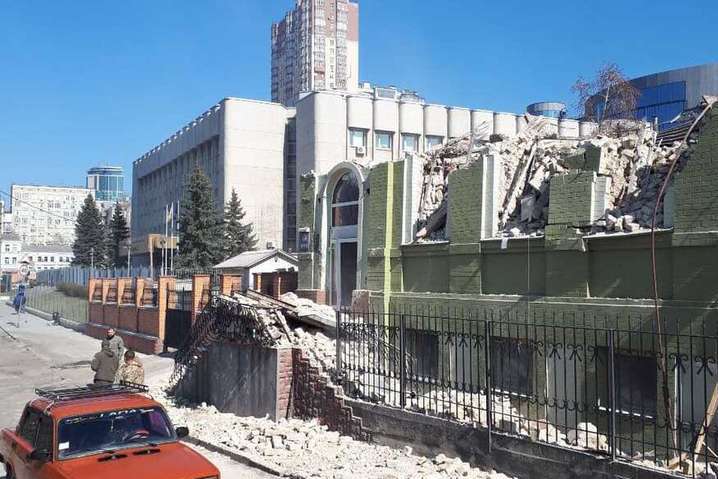 Знищені і «недобиті». Які історичні будівлі Київ втратив у 2021 році (перелік)