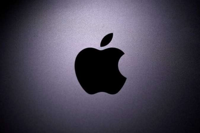 Apple впервые в истории достигла капитализации более $3 трлн
