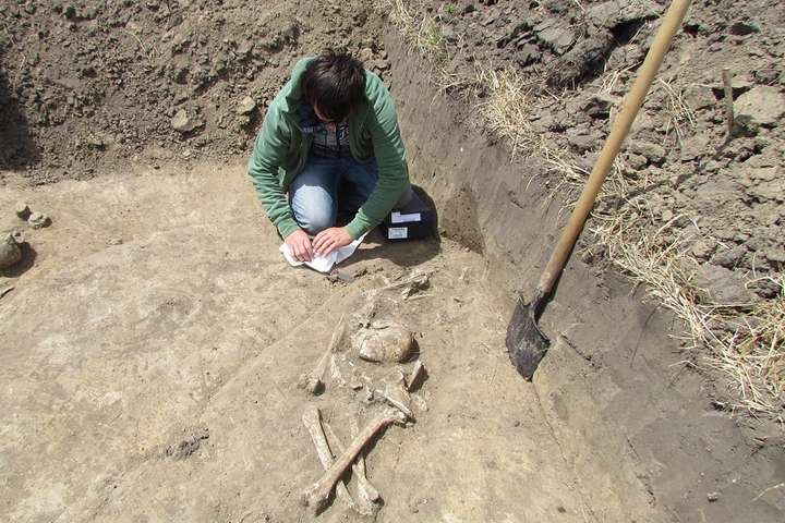 Жил три тысячи лет назад: в Тернополе исследовали старинные останки (фото, видео)