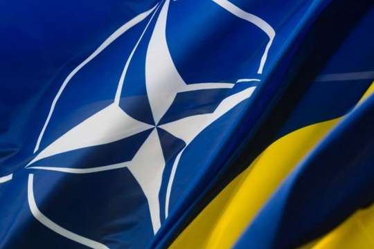 НАТО запросило Україну на першу у 2022 році нараду голів оборонних відомств 